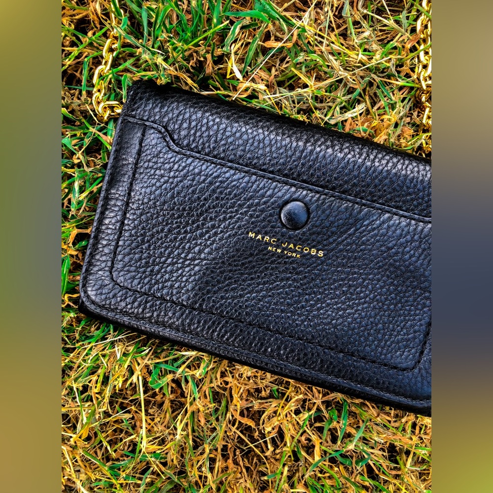 Marc Jacobs Clutch w/ strap